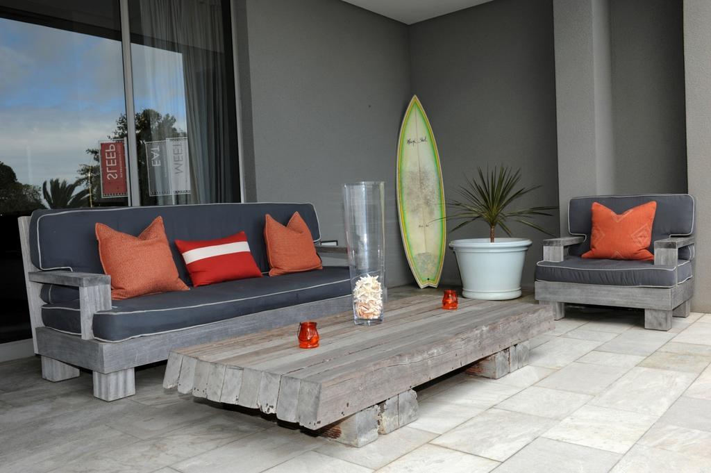 Atlantic Beach Hotel Melkbosstrand Buitenkant foto
